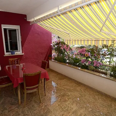 Apartment Maslov