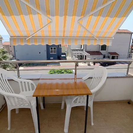 Apartment Maslov *